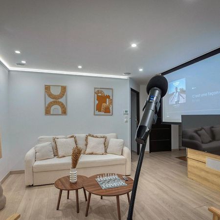 La Villa - Piscine / Karaoke / Jeux Fontaine  Kültér fotó