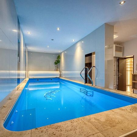 La Villa - Piscine / Karaoke / Jeux Fontaine  Kültér fotó