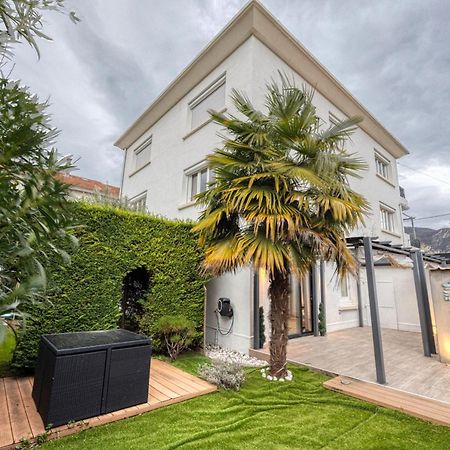 La Villa - Piscine / Karaoke / Jeux Fontaine  Kültér fotó