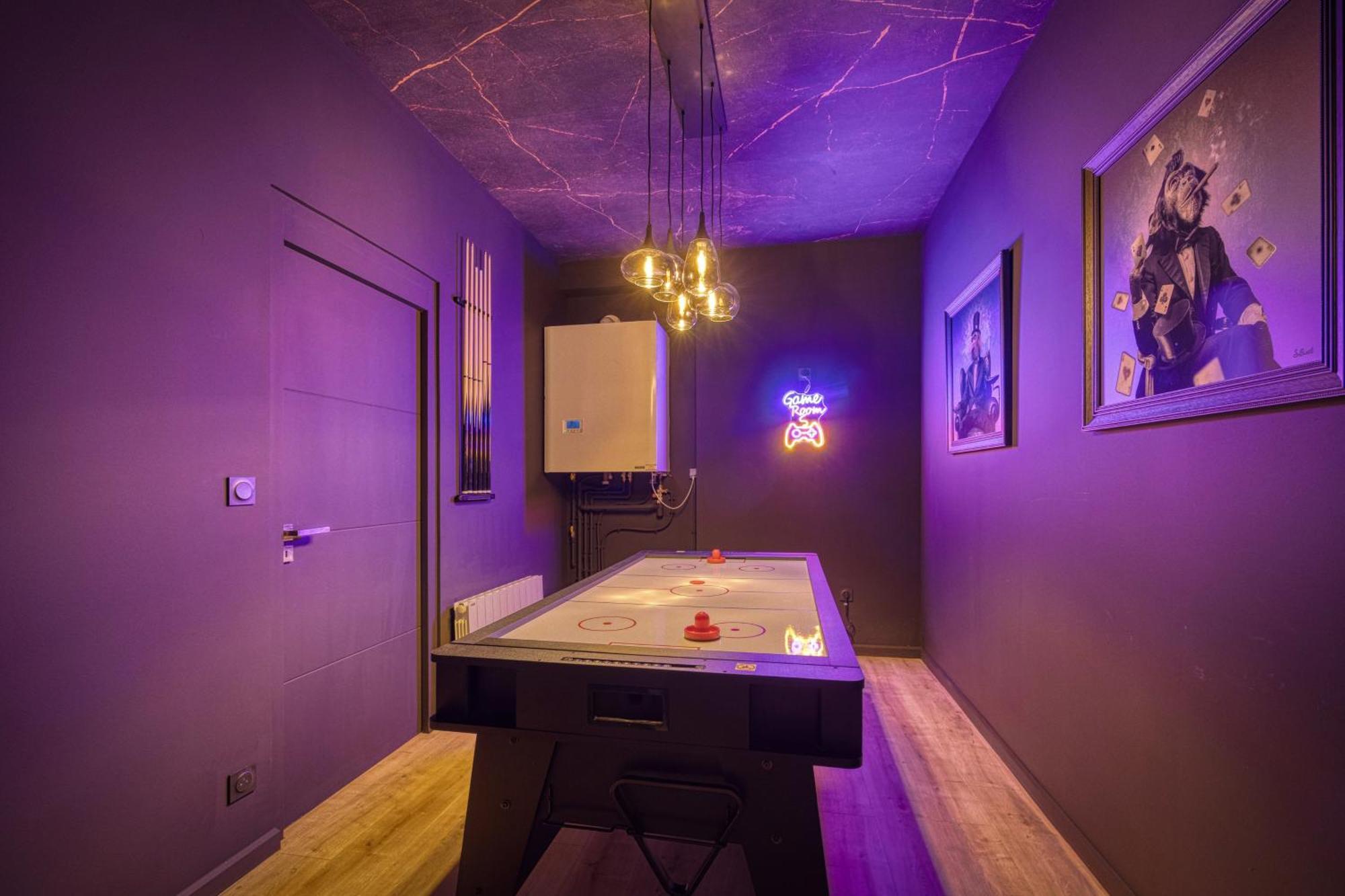 La Villa - Piscine / Karaoke / Jeux Fontaine  Kültér fotó