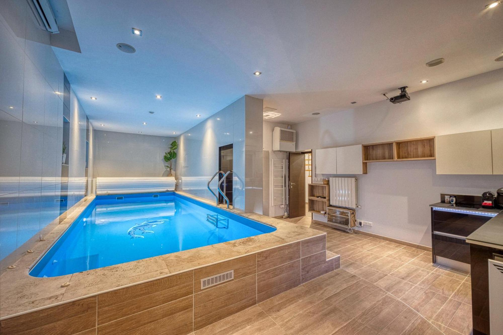 La Villa - Piscine / Karaoke / Jeux Fontaine  Kültér fotó